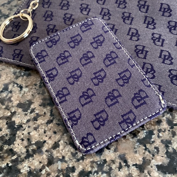 Dooney & Bourke Wristlet with ID Card - Picture 9 of 10